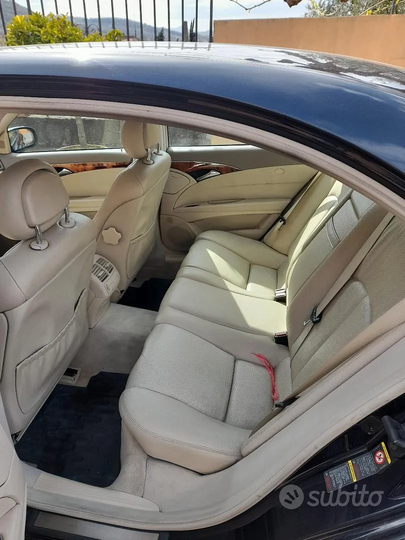 Mercedes-Benz E 2003 photo 5