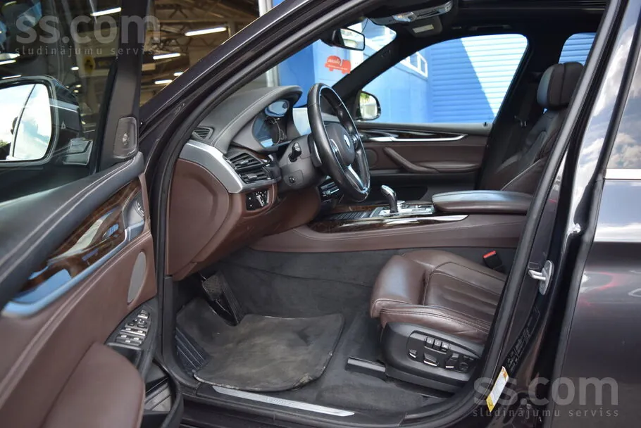 BMW X5 2015 photo 3