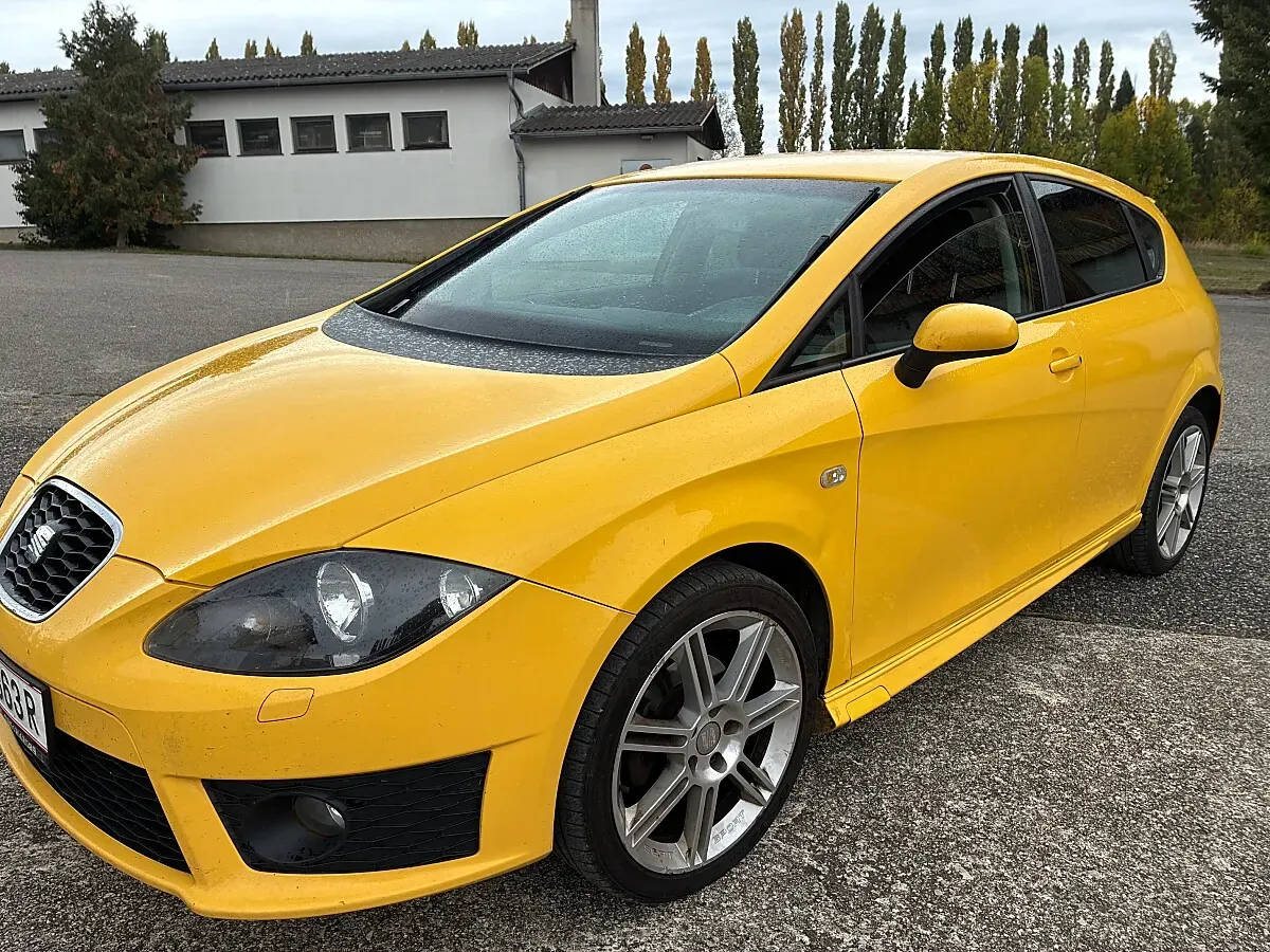 Seat Leon 2008 photo 2