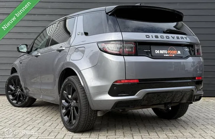 Land Rover Discovery Sport 2021 photo 2