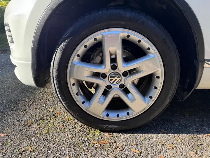 Volkswagen Touareg 2013 photo 4