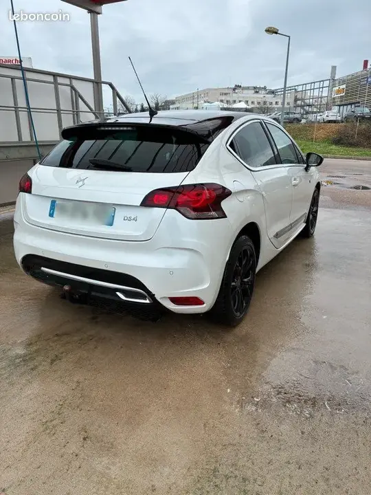 Citroen Ds4 2017 photo 2