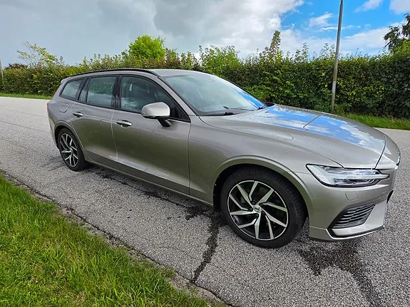 Volvo V60 2020 photo 4