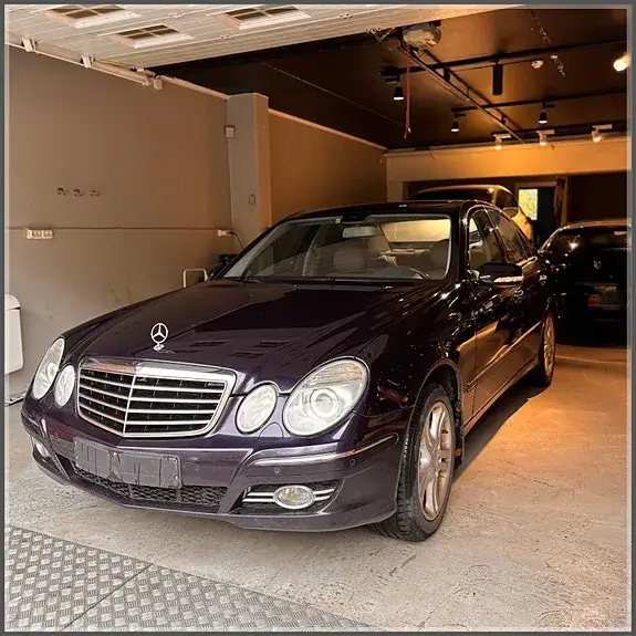 Mercedes-Benz E 220