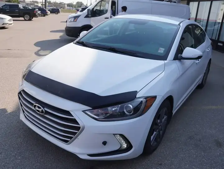 Hyundai Elantra 2017 photo 2