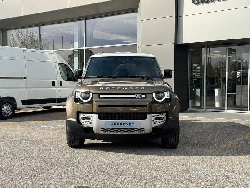 Land Rover Defender 2025 photo 3