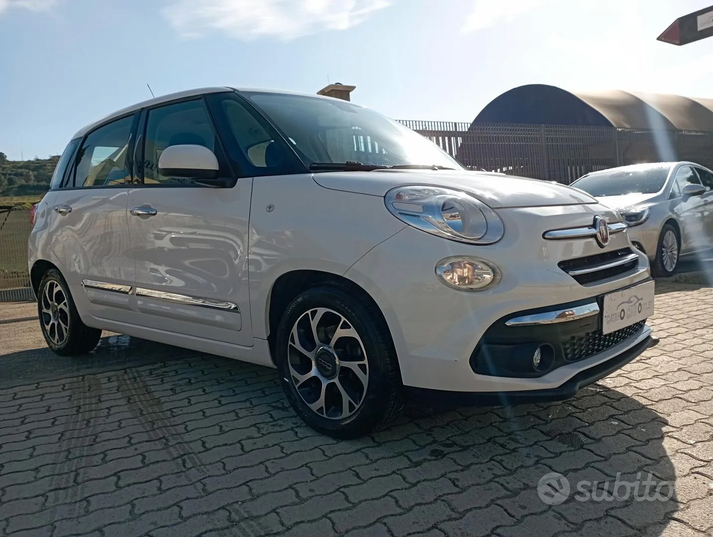 Fiat 500L 2017 photo 2