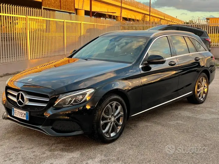 Mercedes-Benz C200