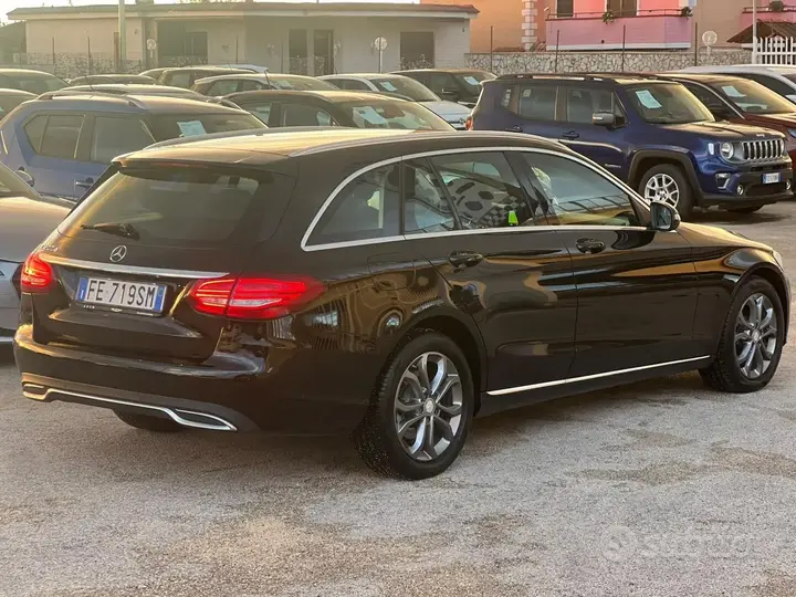 Mercedes-Benz C200 2016 photo 4