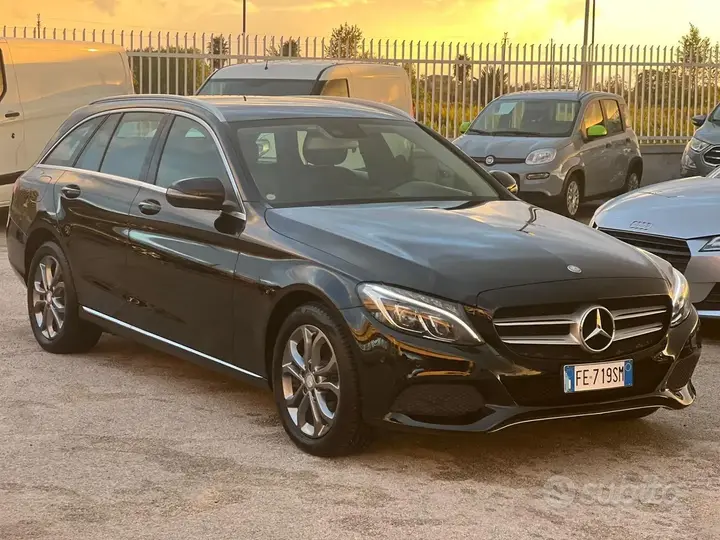 Mercedes-Benz C200 2016 photo 3