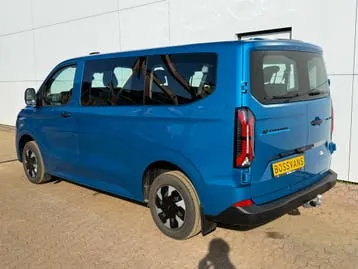 Ford Tourneo Custom 2025 photo 2