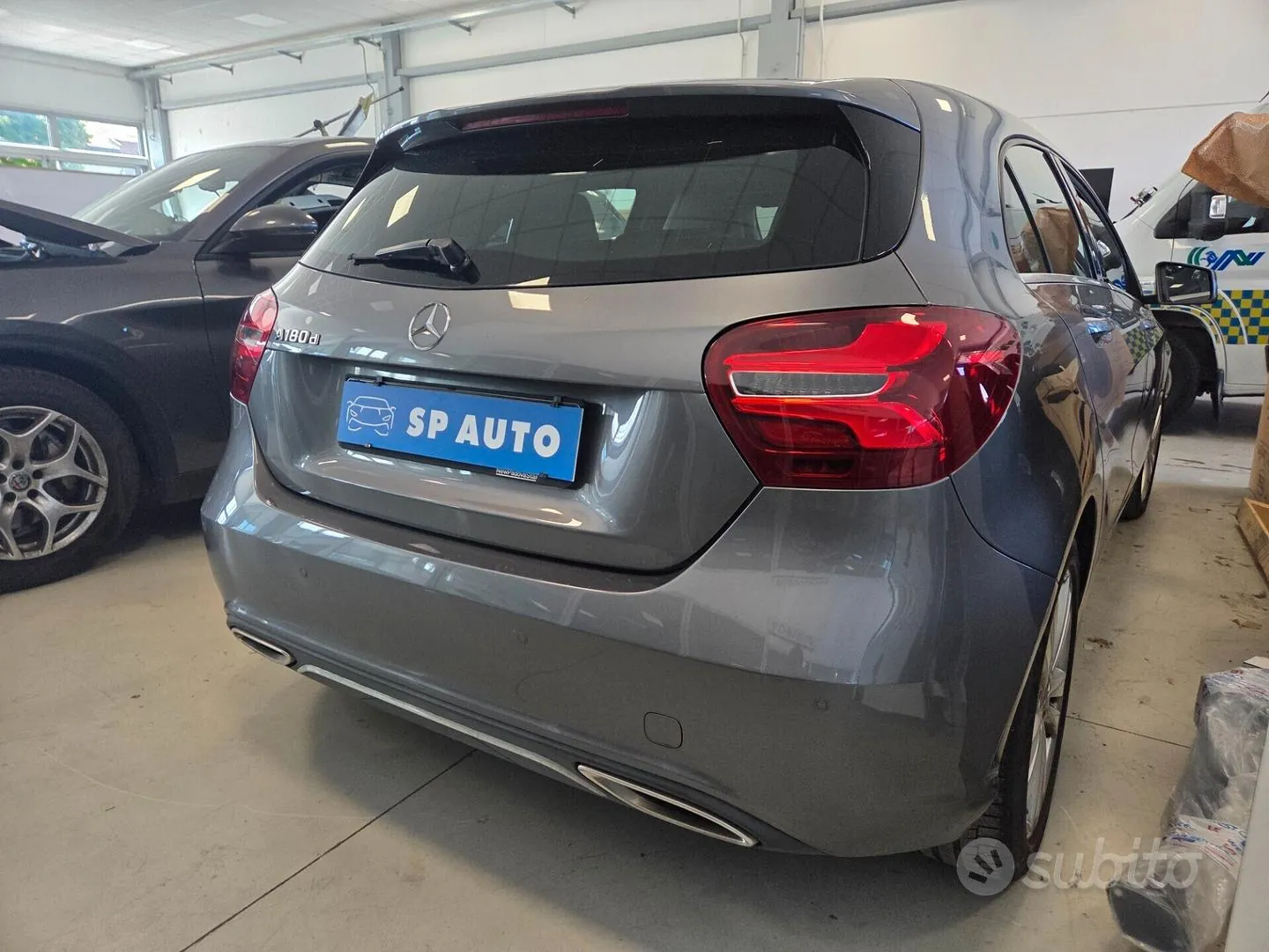 Mercedes-Benz A180 2018 photo 4