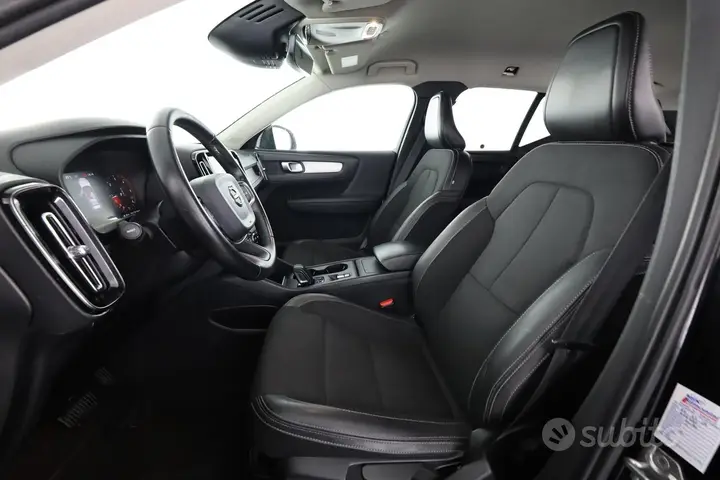 Volvo Xc40 2019 photo 2