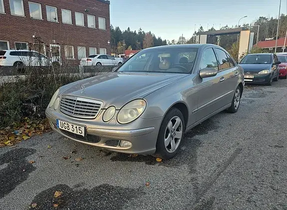 Mercedes-Benz E 200