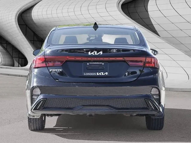 Kia Forte 2024 photo 4