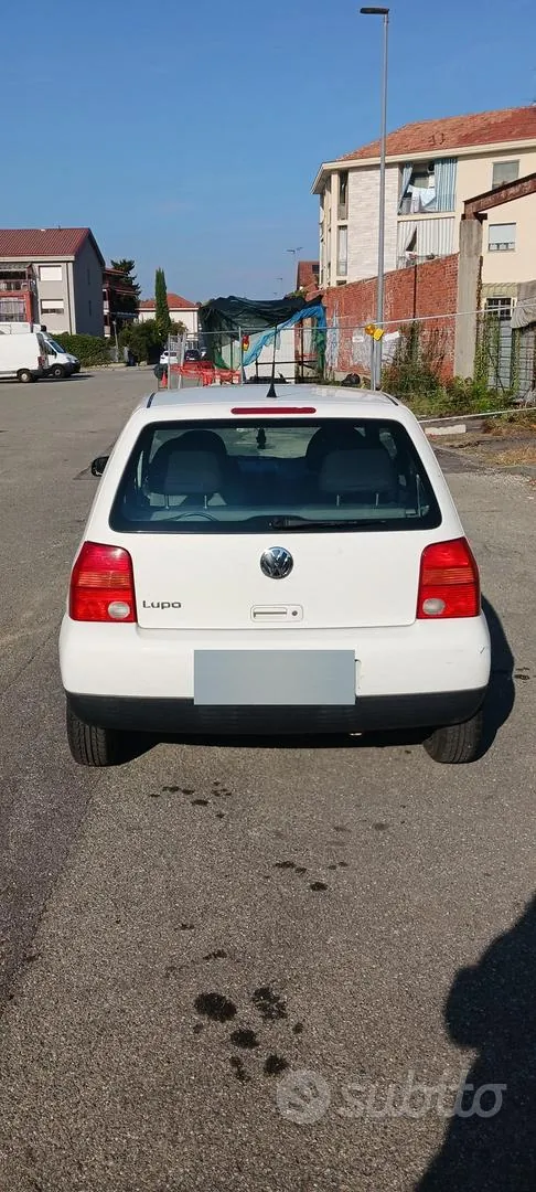 Volkswagen Lupo 2000 photo 2