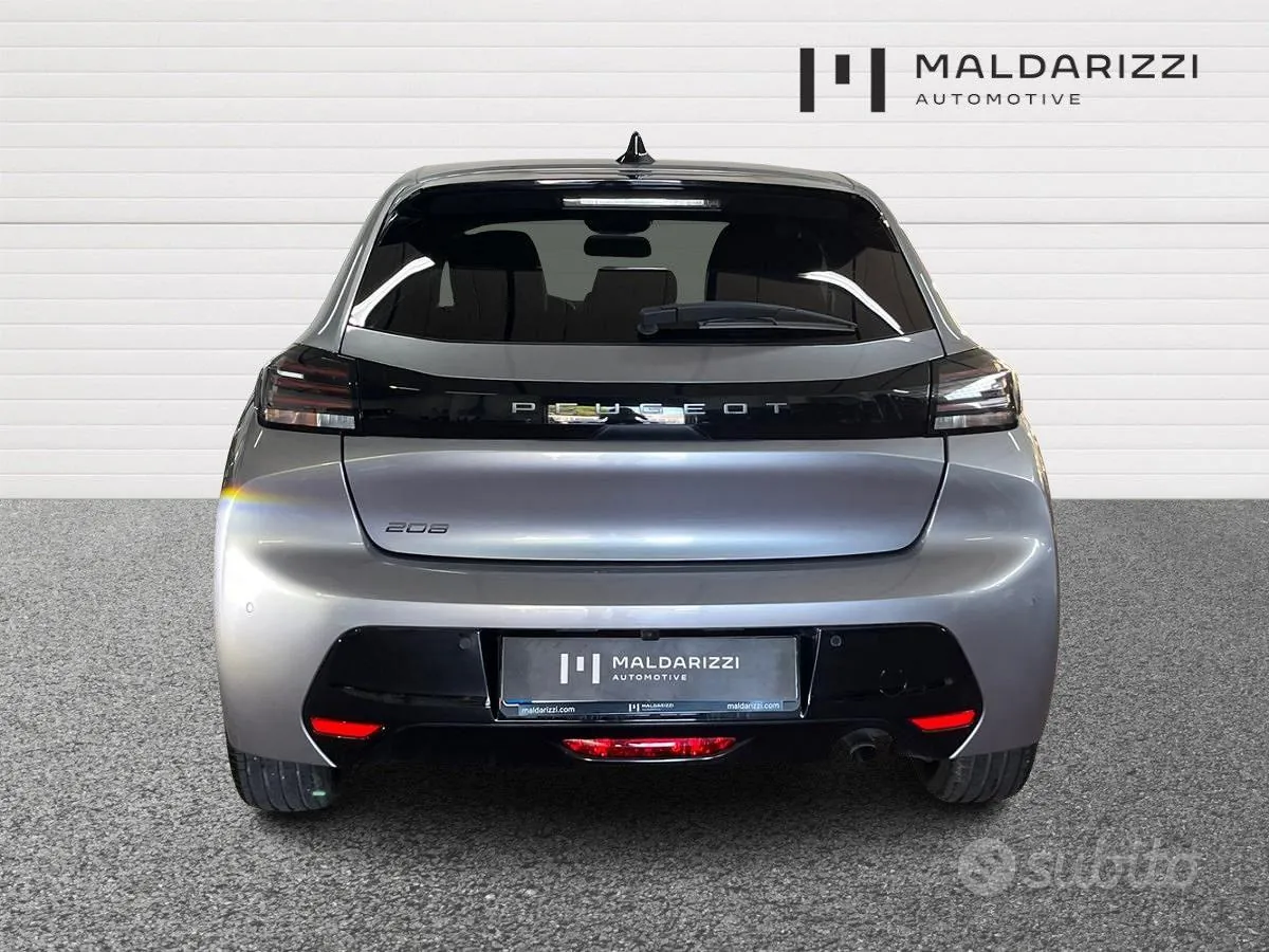 Peugeot 208 2025 photo 3