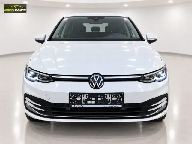 Volkswagen Golf 2023 photo 3