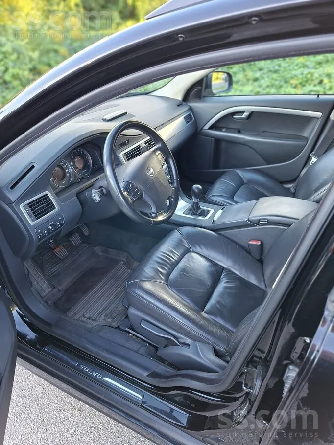 Volvo V70 2008 photo 5