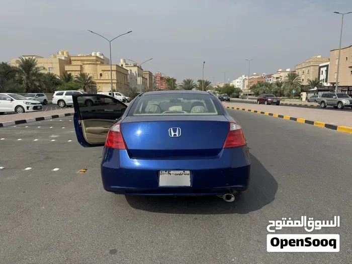 Honda Accord 2010 photo 4