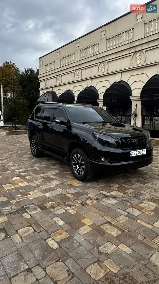 Toyota Land Cruiser 2010 photo 4