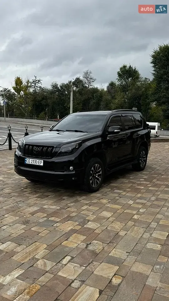 Toyota Land Cruiser 2010 photo 3