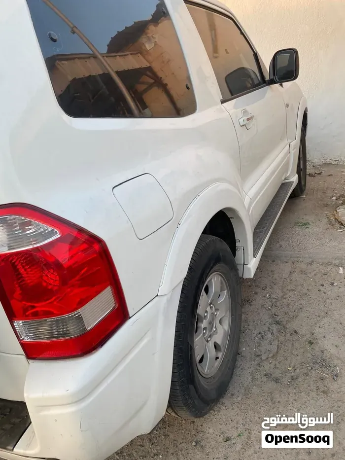Mitsubishi Pajero 2003 photo 3