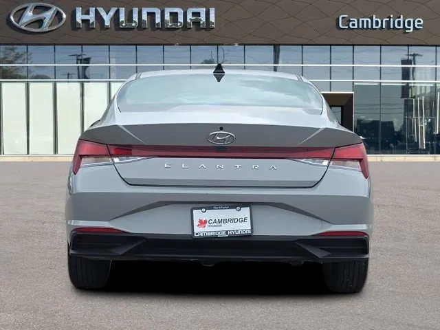 Hyundai Elantra 2023 photo 4