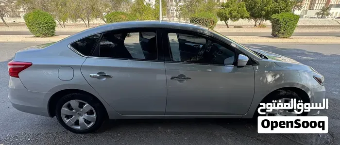 Nissan Sentra 2019 photo 4
