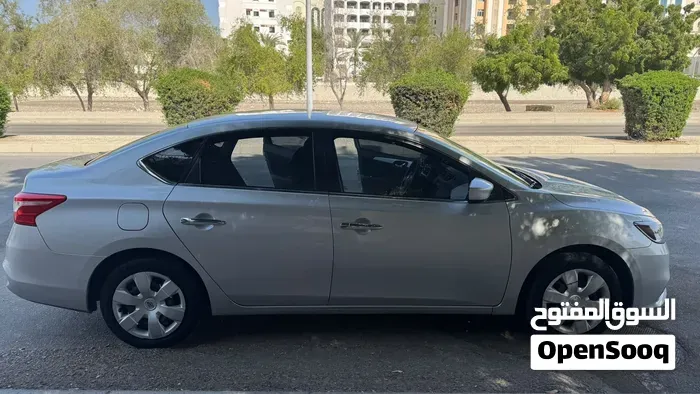 Nissan Sentra 2019 photo 3