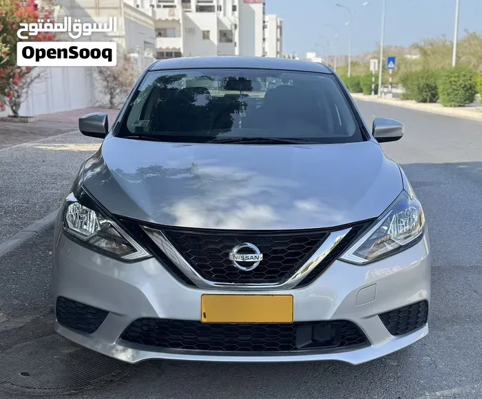Nissan Sentra 2019 photo 2