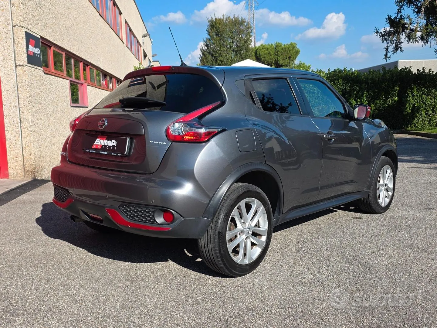 Nissan Juke 2016 photo 2