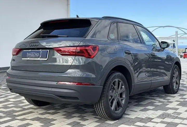Audi Q3 2023 photo 4