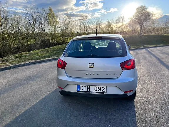 Seat Ibiza 2013 photo 3