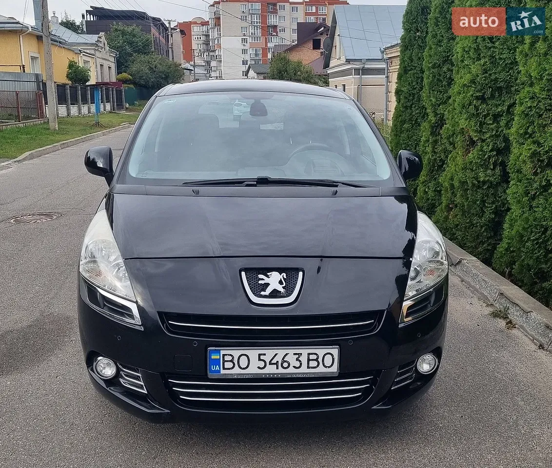 Peugeot 5008 2011 photo 3