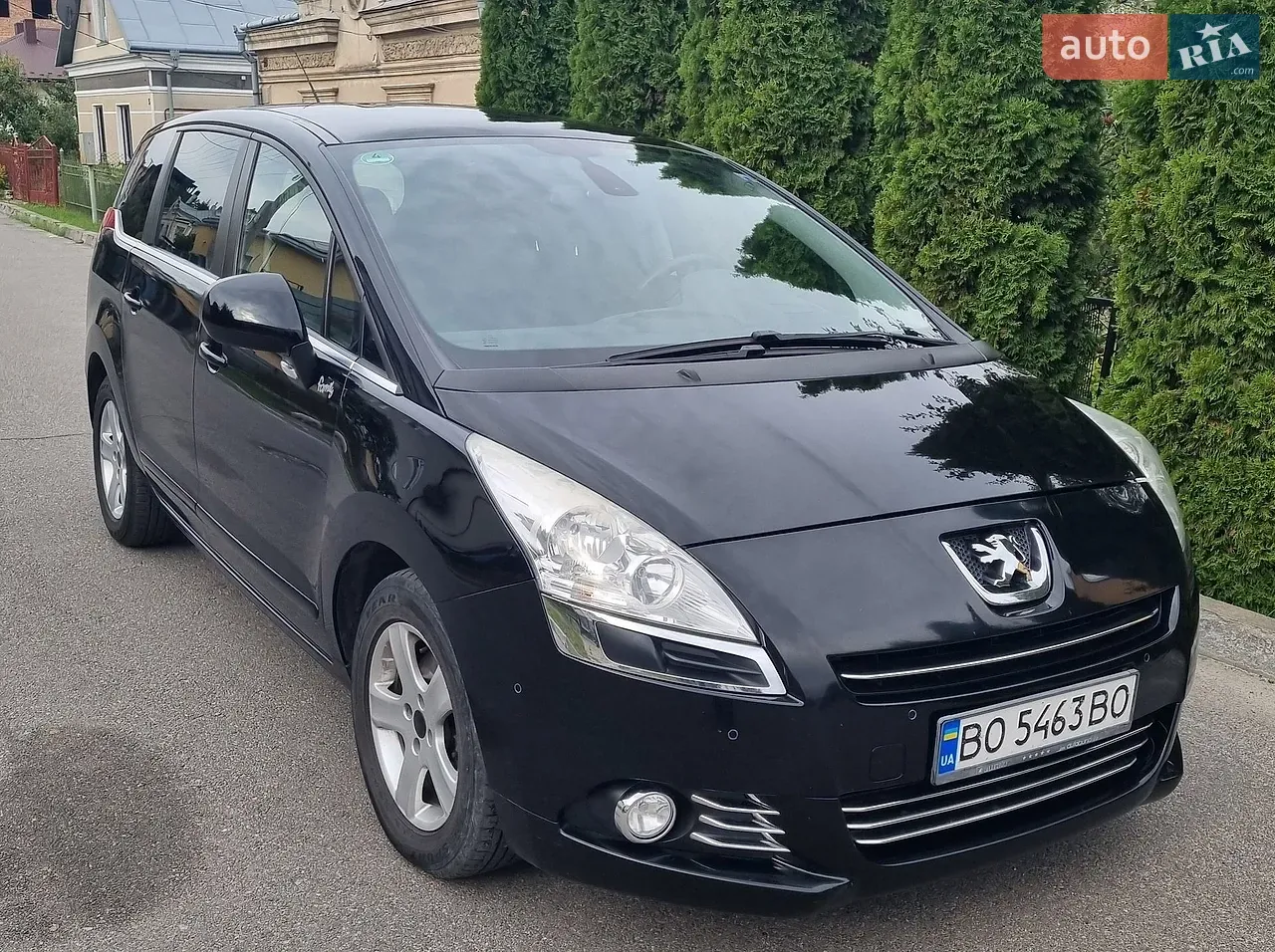Peugeot 5008 2011 photo 2