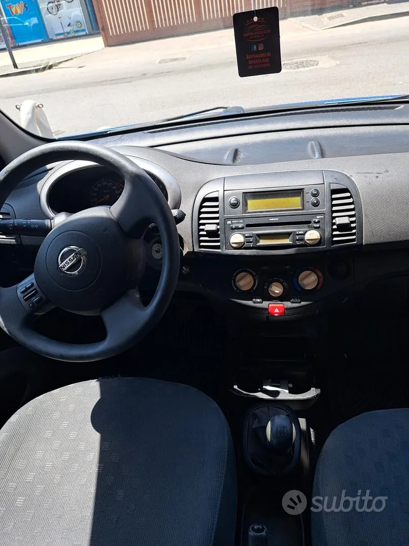 Nissan Micra 2004 photo 3