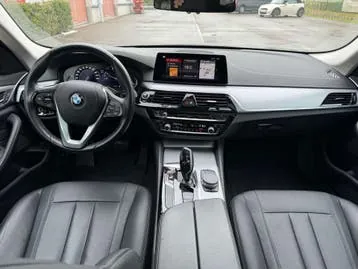 BMW 5 Series 2019 photo 2