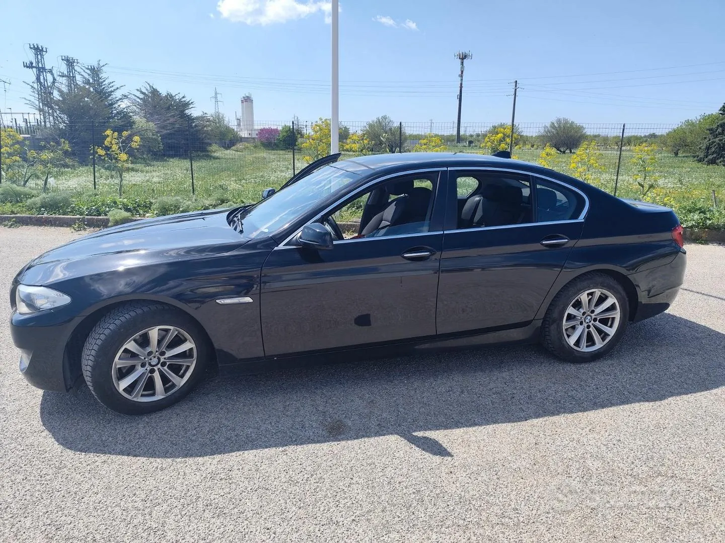 BMW 520 2010 photo 3