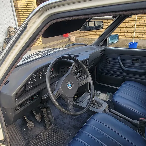 BMW 525I 1986 photo 3