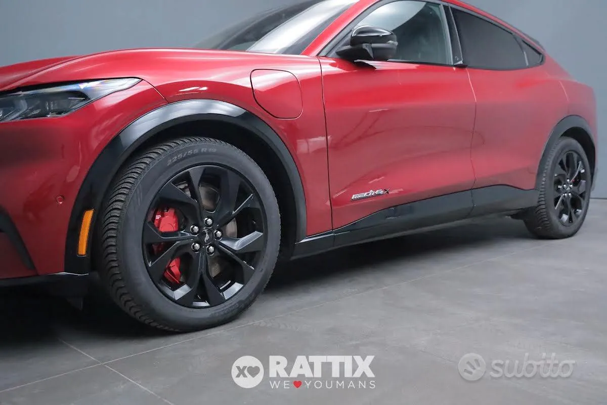 Ford Mustang Mach-E 2023 photo 4