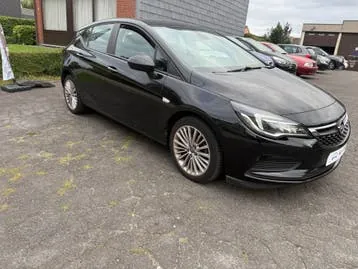 Opel Astra 2017 photo 2