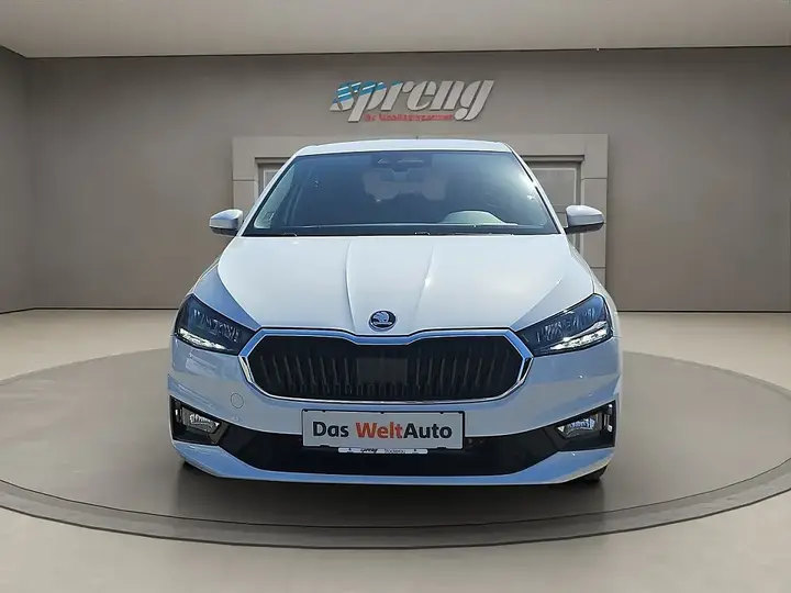 Skoda Fabia 2026 photo 2