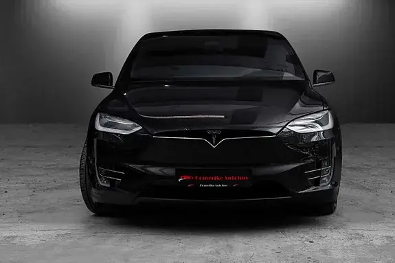 Tesla Model X 2018 photo 3