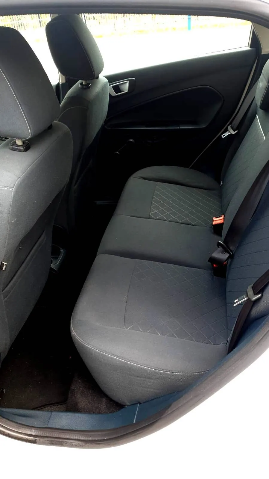 Ford Fiesta 2012 photo 5