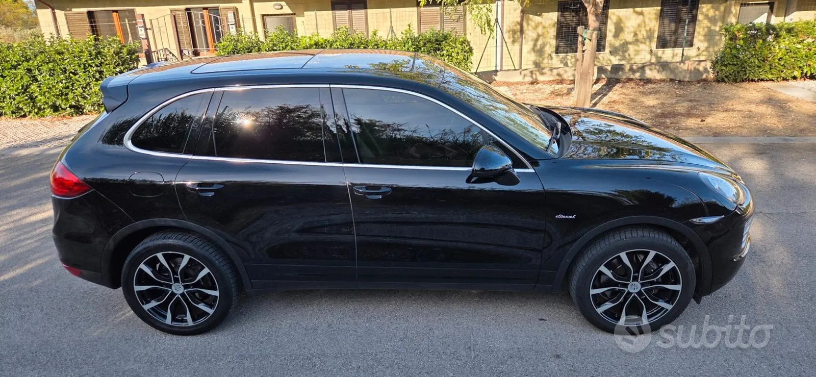 Porsche Cayenne 2012 photo 4