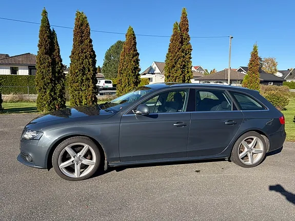 Audi A4 2009 photo 3