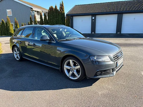 Audi A4 2009 photo 2
