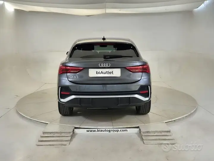 Audi Q3 2024 photo 3