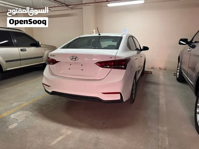 Hyundai Accent 2020 photo 2